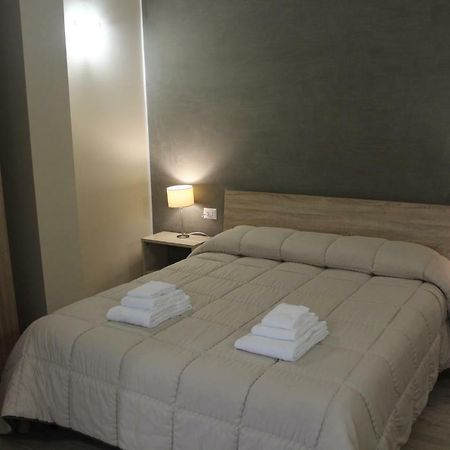 סן קטלדו B&B Del Corso מראה חיצוני תמונה
