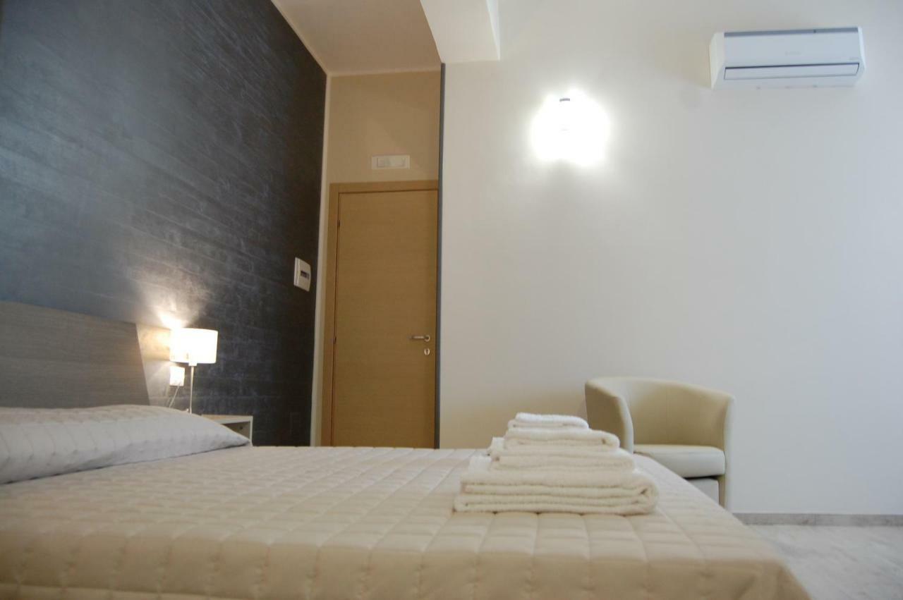 סן קטלדו B&B Del Corso מראה חיצוני תמונה