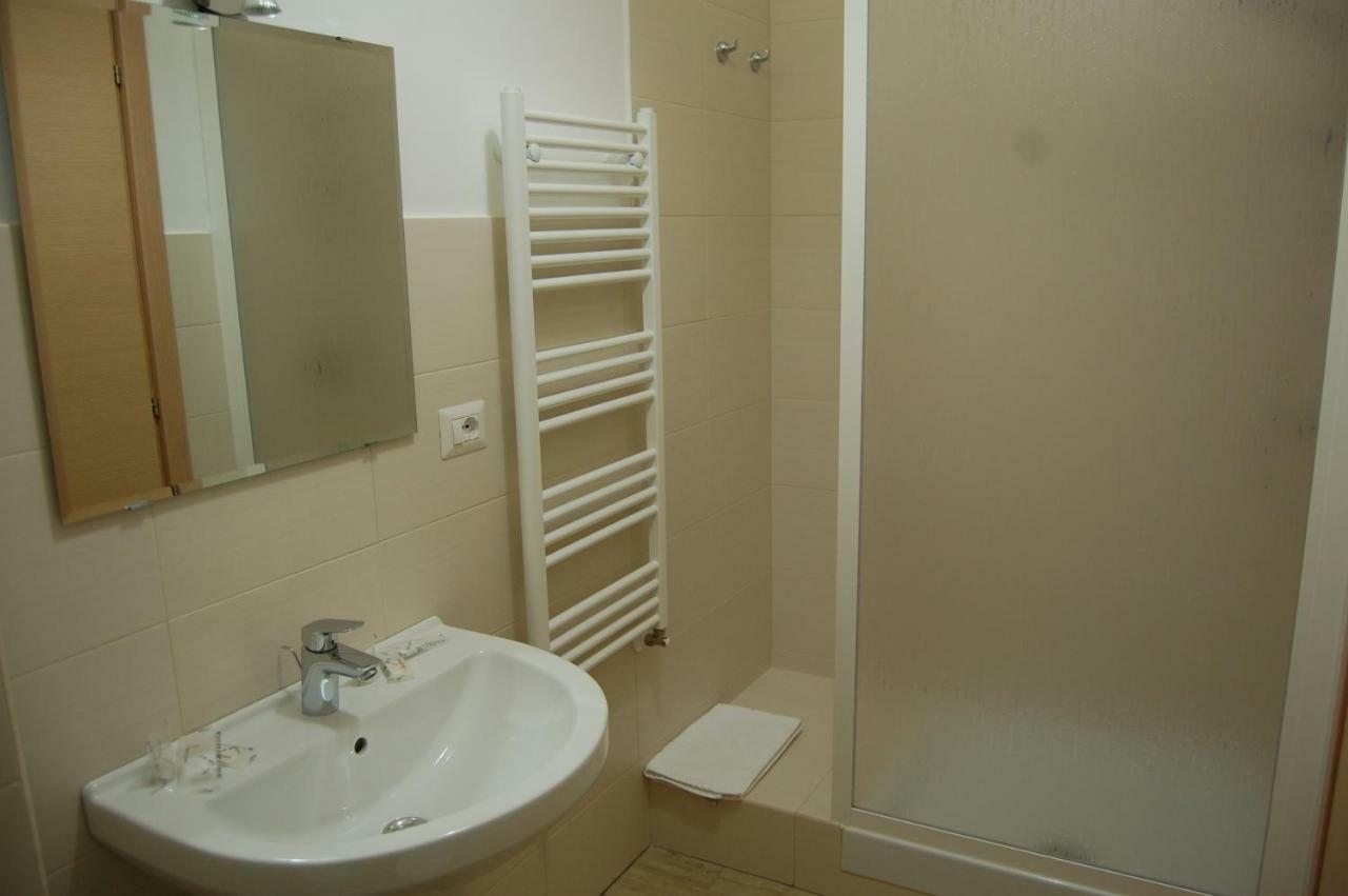 סן קטלדו B&B Del Corso מראה חיצוני תמונה