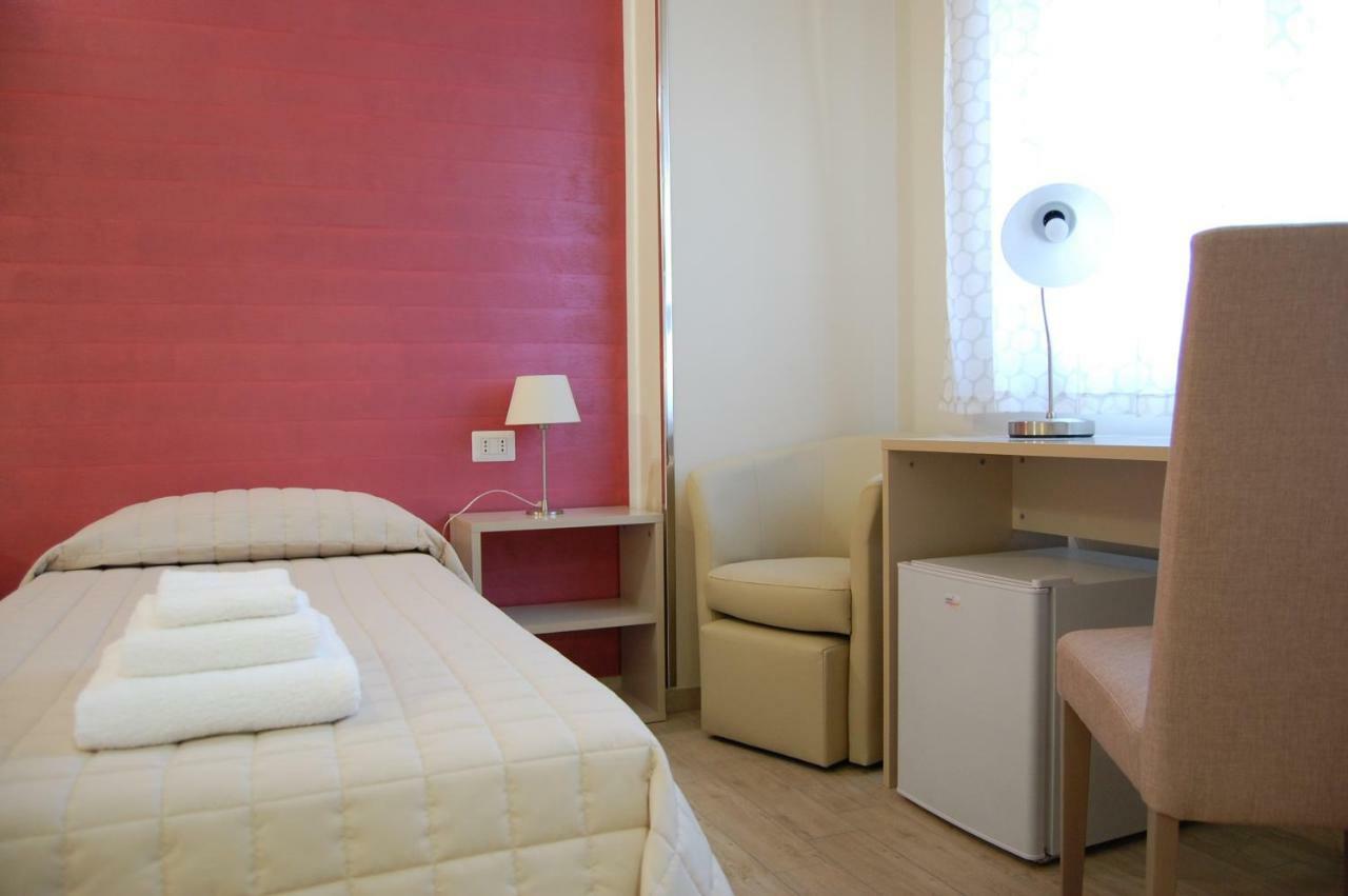 סן קטלדו B&B Del Corso מראה חיצוני תמונה