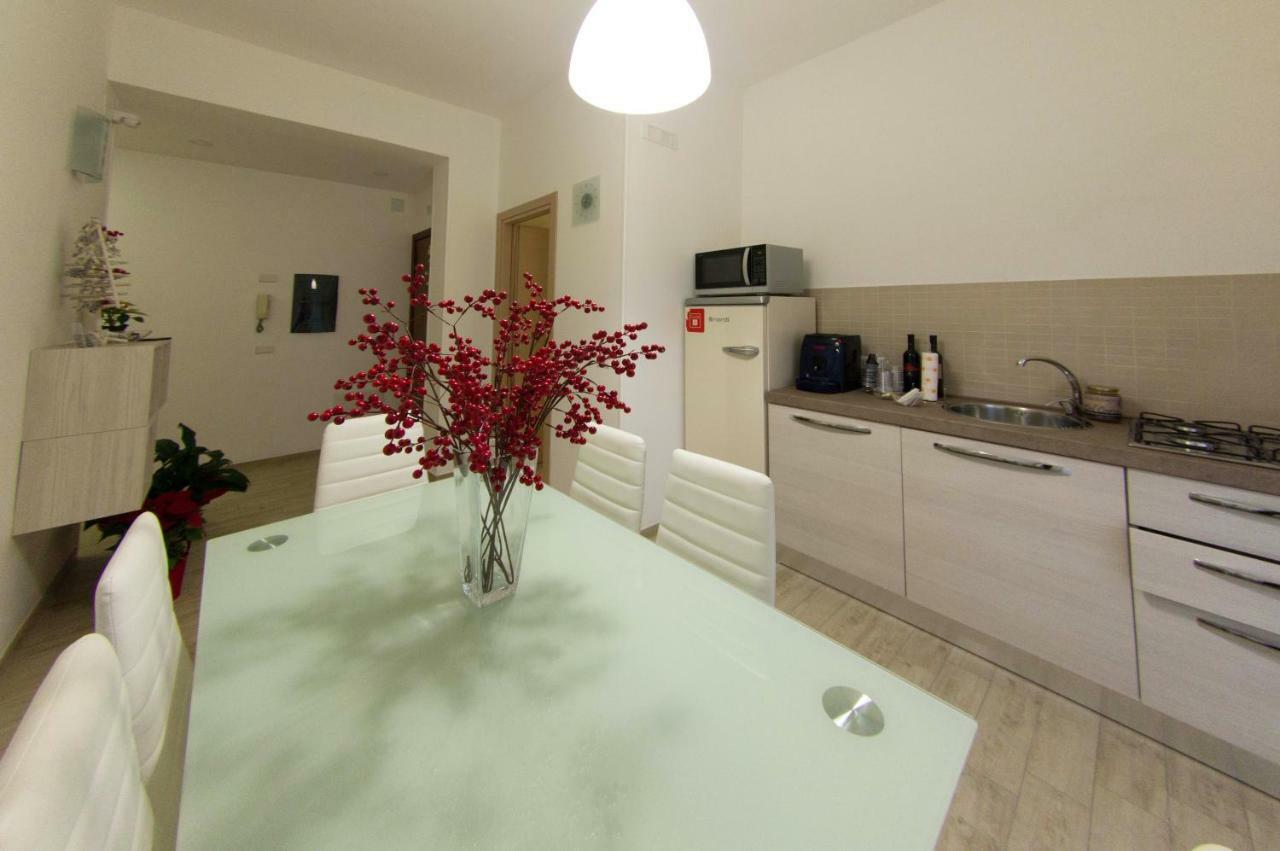 סן קטלדו B&B Del Corso מראה חיצוני תמונה