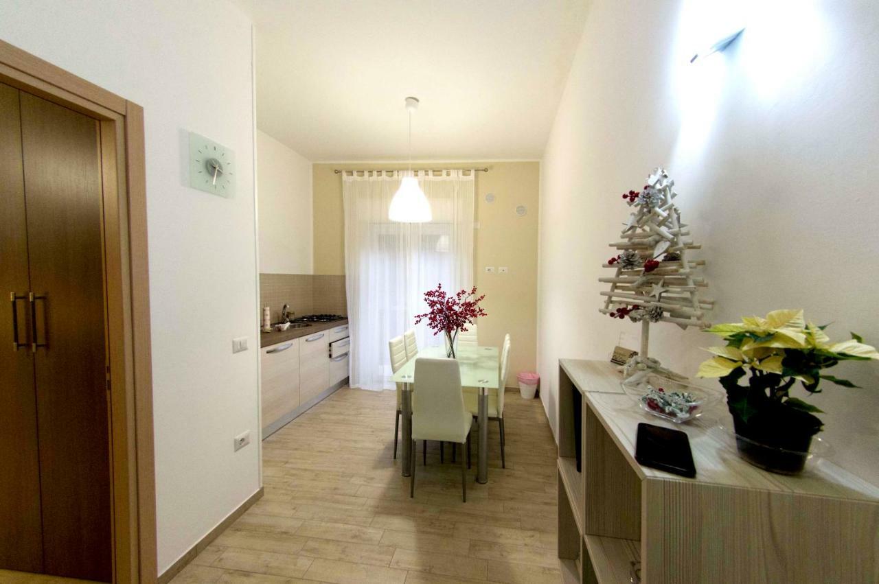 סן קטלדו B&B Del Corso מראה חיצוני תמונה